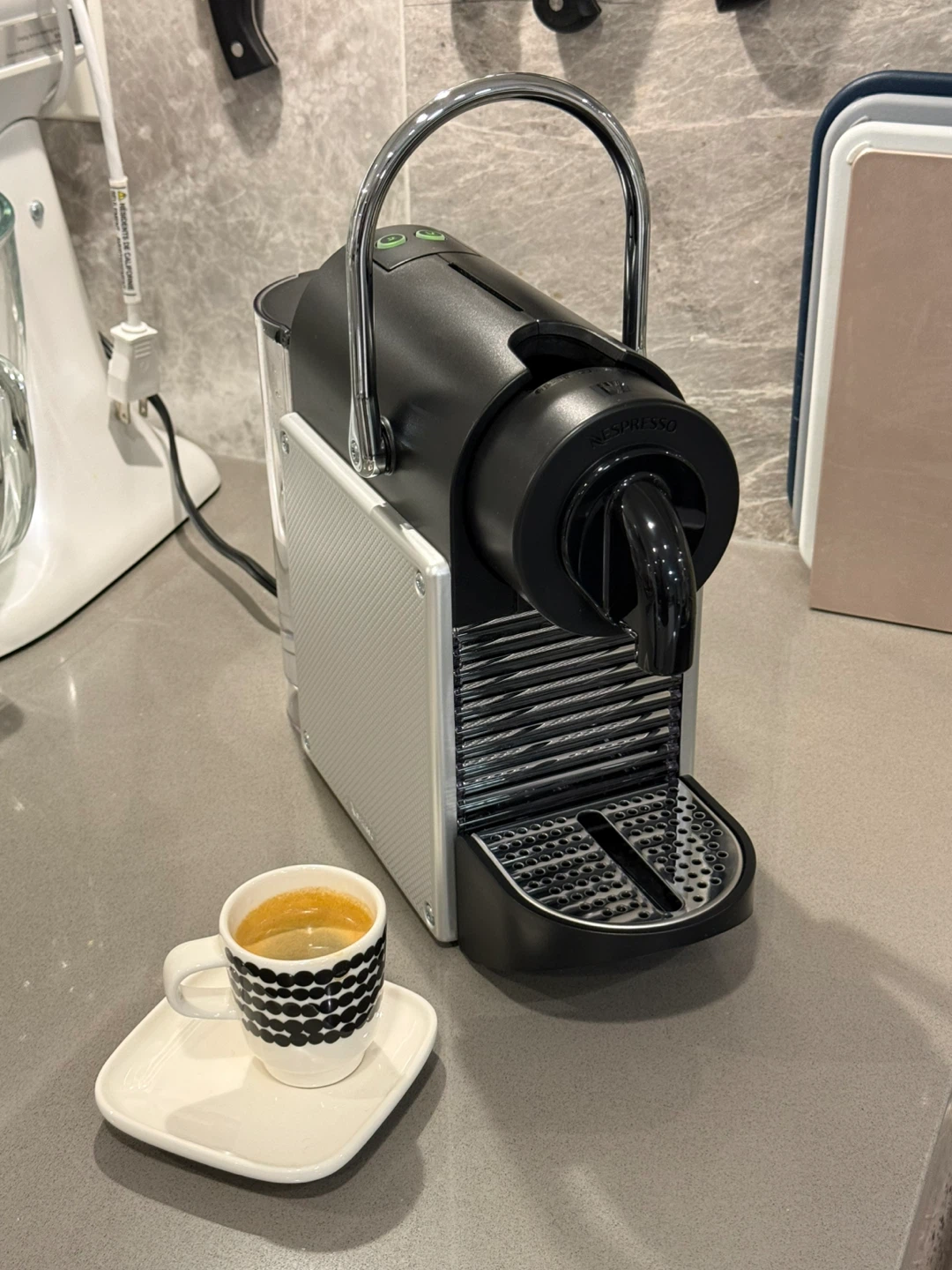 Nespresso Pixie Espresso Machine