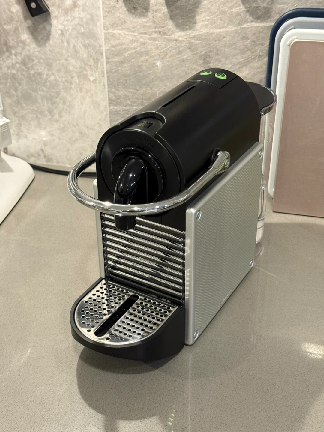Nespresso Pixie Espresso Machine - photo 5