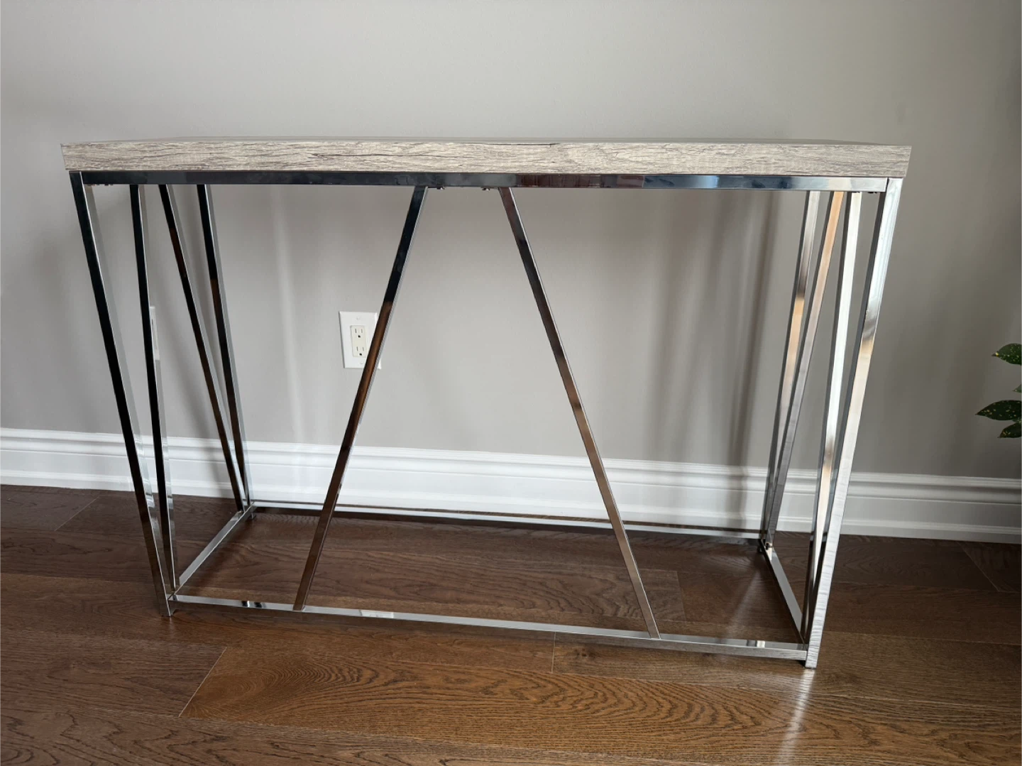 Modern Console Table with Silver Metal Frame - photo 2