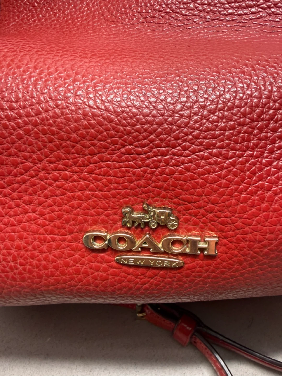 Red Coach Leather Shoulder Bag - photo 2
