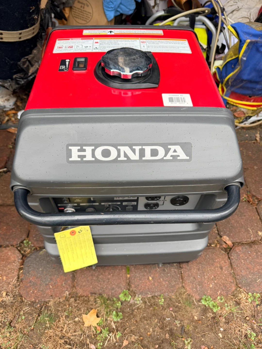 Honda EU3000is Inverter Generator - photo 4
