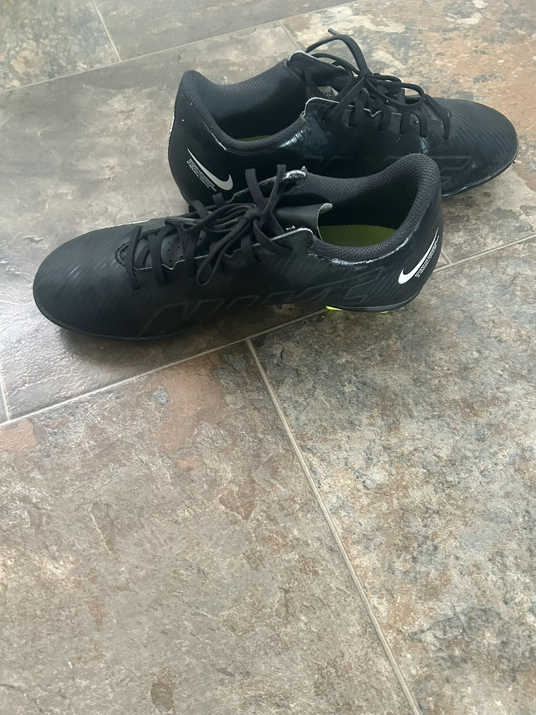 Soccer outdoor cleats
