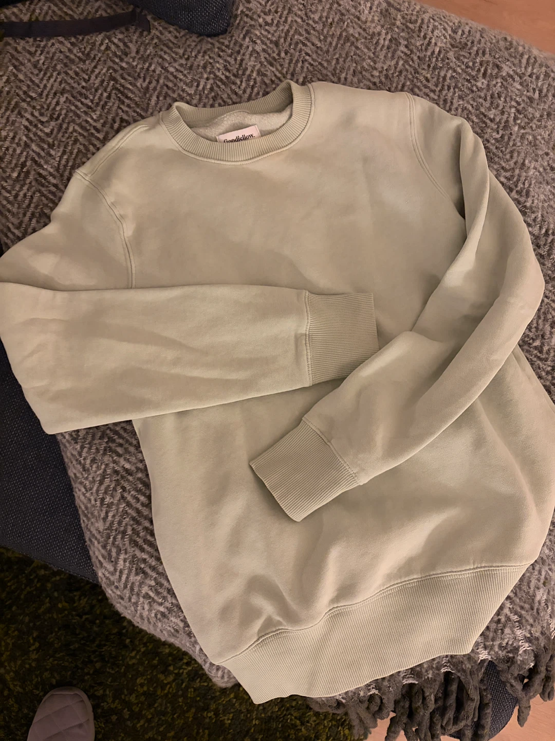 Goodfellow & Co. Crewneck Sweatshirt - Light Green, Size S 🥕