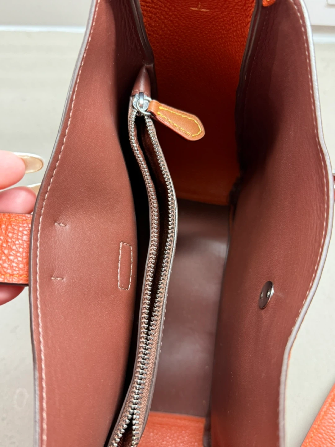 Coach Orange Leather Bucket Bag - photo 4