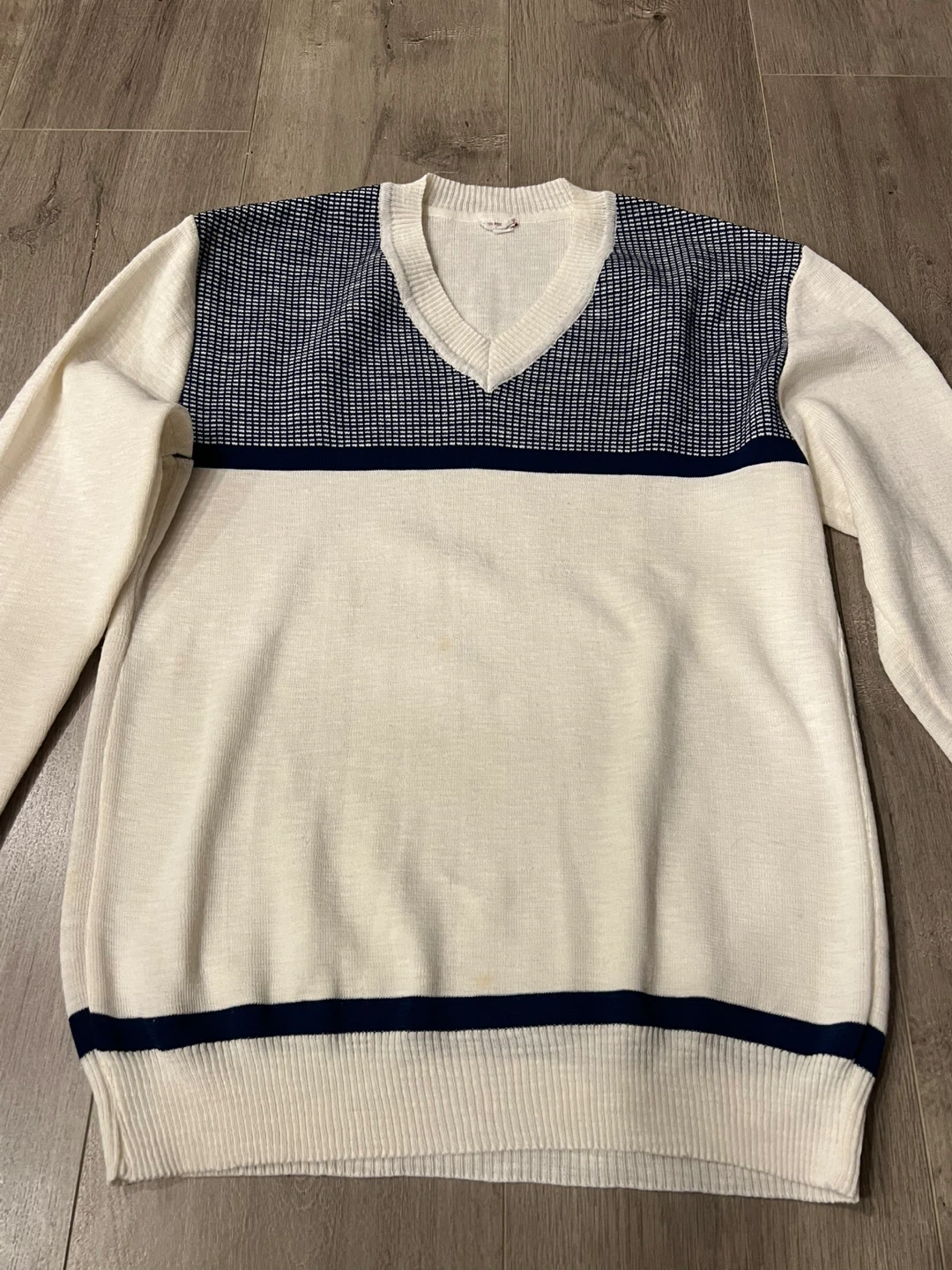 Vintage V Neck Pullover Sweater