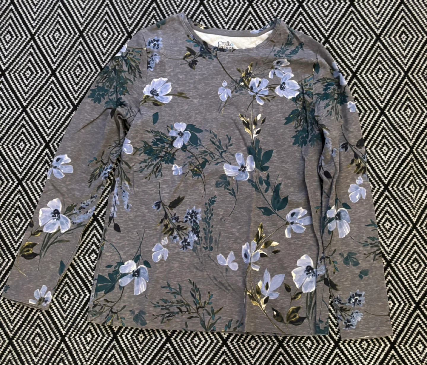 Women Top- Croft & Barrow Grey Floral Long Sleeve Top