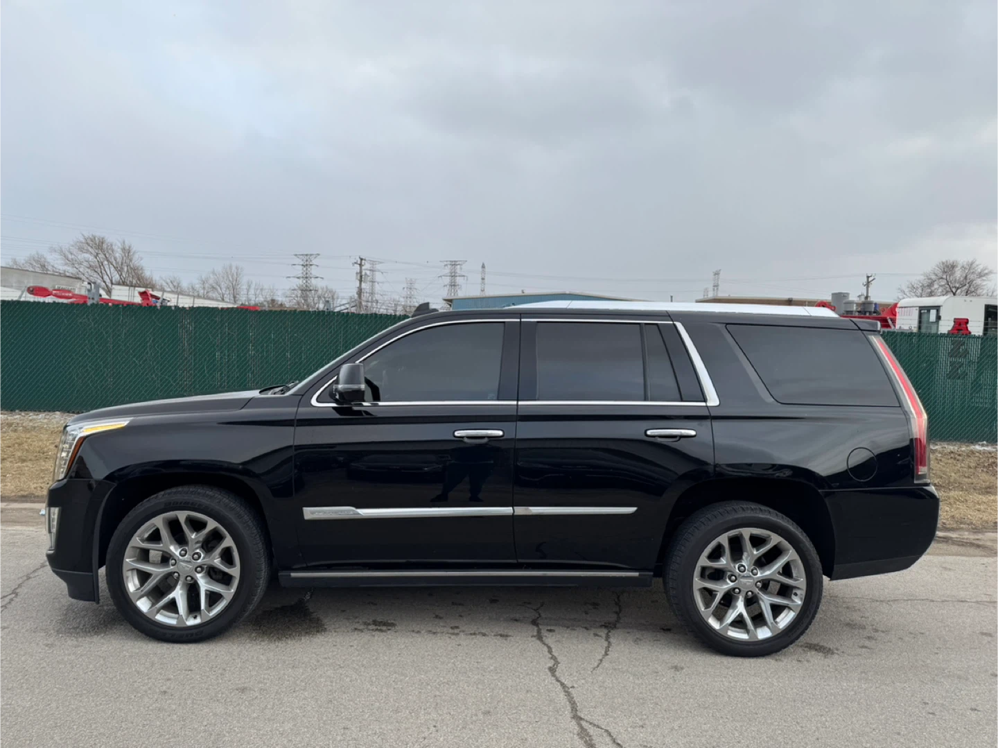 2016 Cadillac Escalade · Platinum Sport Utility 4D - photo 4