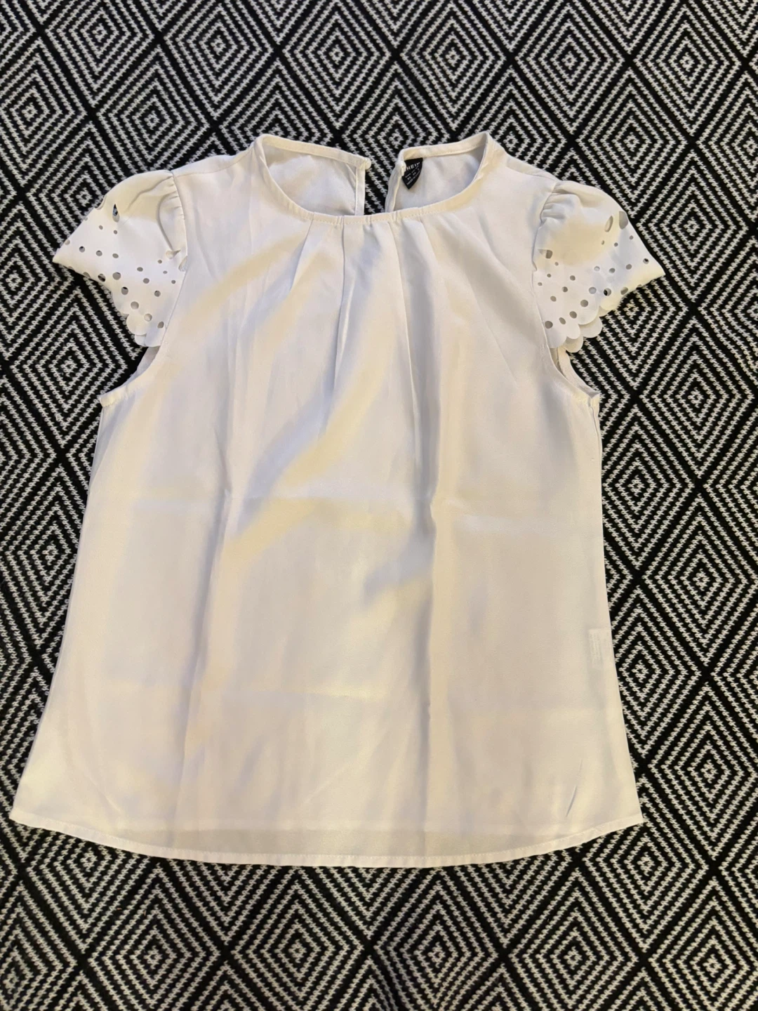 Women White SHEIN Blouse with Eyelet Sleeves