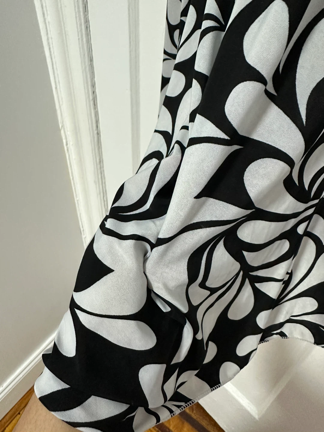 2 pieces Victorious secret XL/XXL Pleated Skirt - photo 2