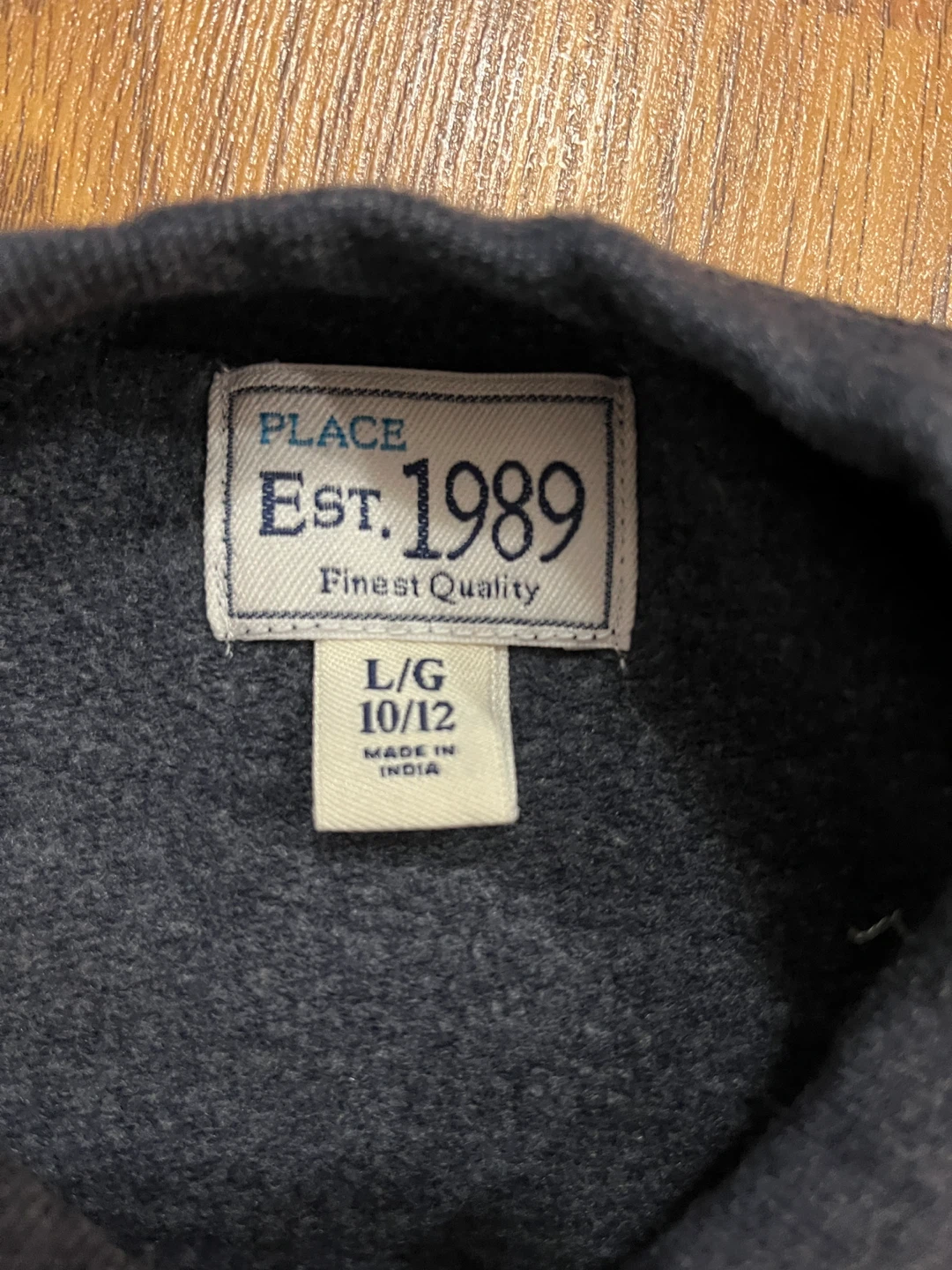 Children’s Place boys’ 10/12 sweatshirt, varsity graphic, navy - photo 3