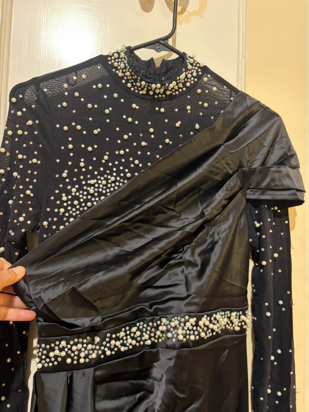 Black mesh beaded satin Formal Gown - photo 5