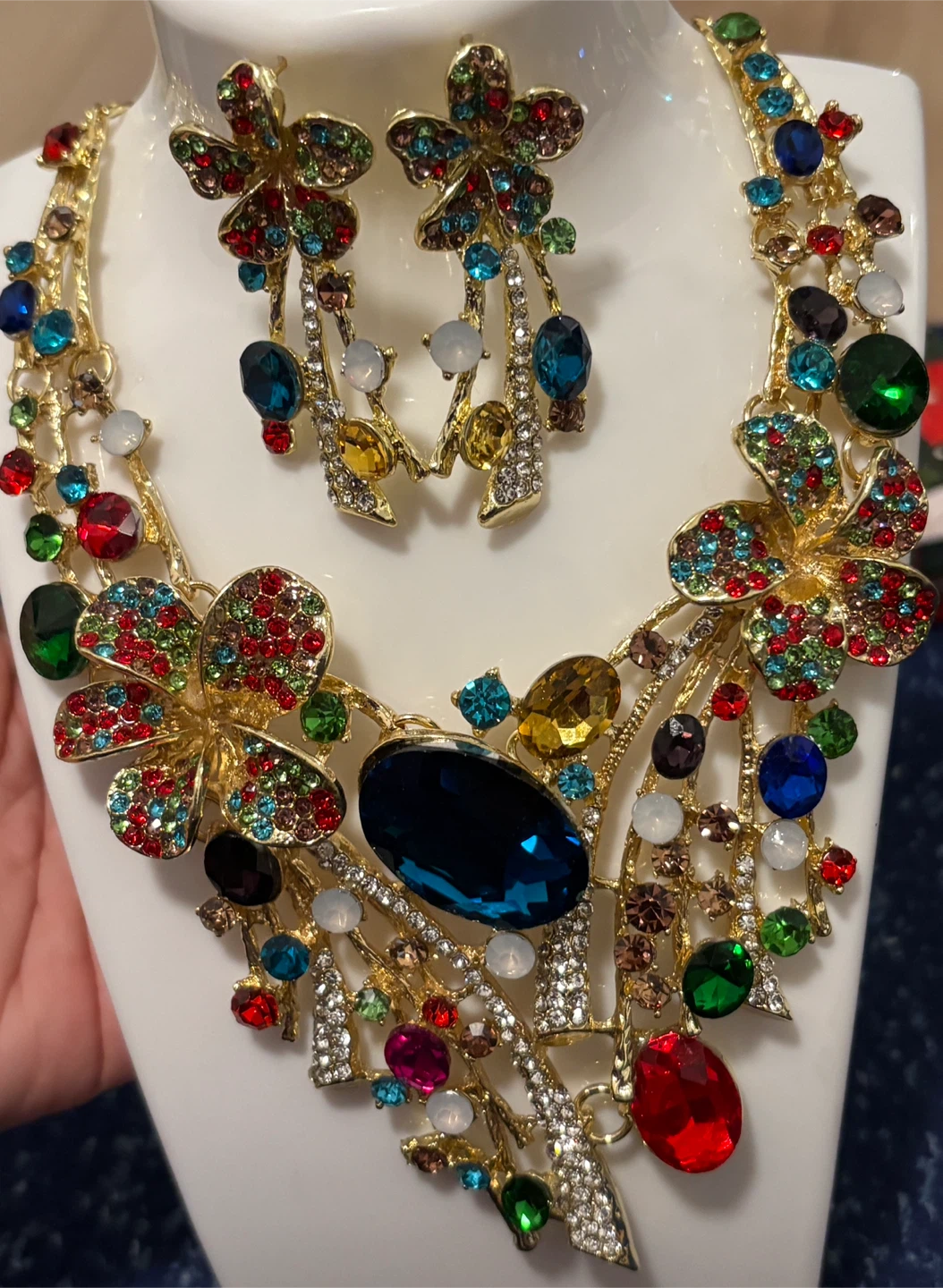Gold-tone Statement Necklace and Earring Set - photo 4