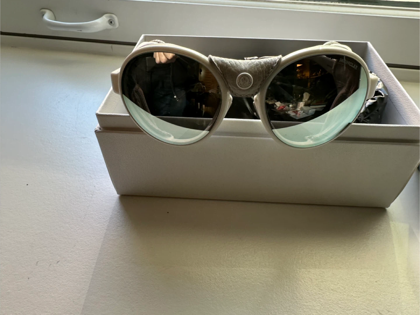 Moncler sunglasses 🥕 - photo 2