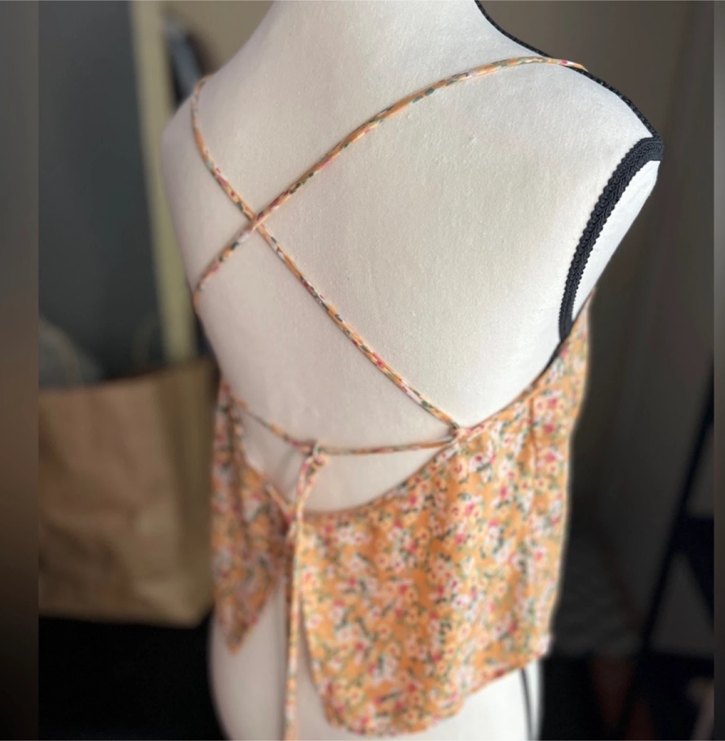 Floral Print Halter Neck Crop Top - photo 4