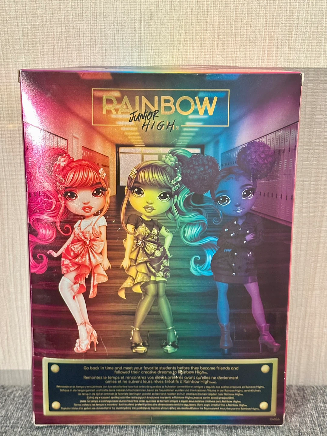 $25 Rainbow High Laurel De'Vious - box with crack - photo 2