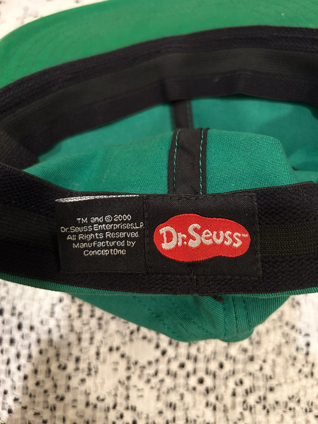 Dr. Seuss The Grinch Embroidered Baseball Cap - photo 4