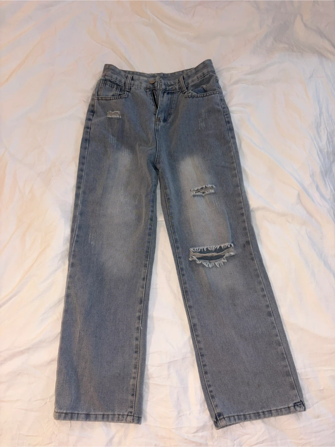KIDS L BRAND NEW Distressed Wide-Leg Jeans - Light Wash