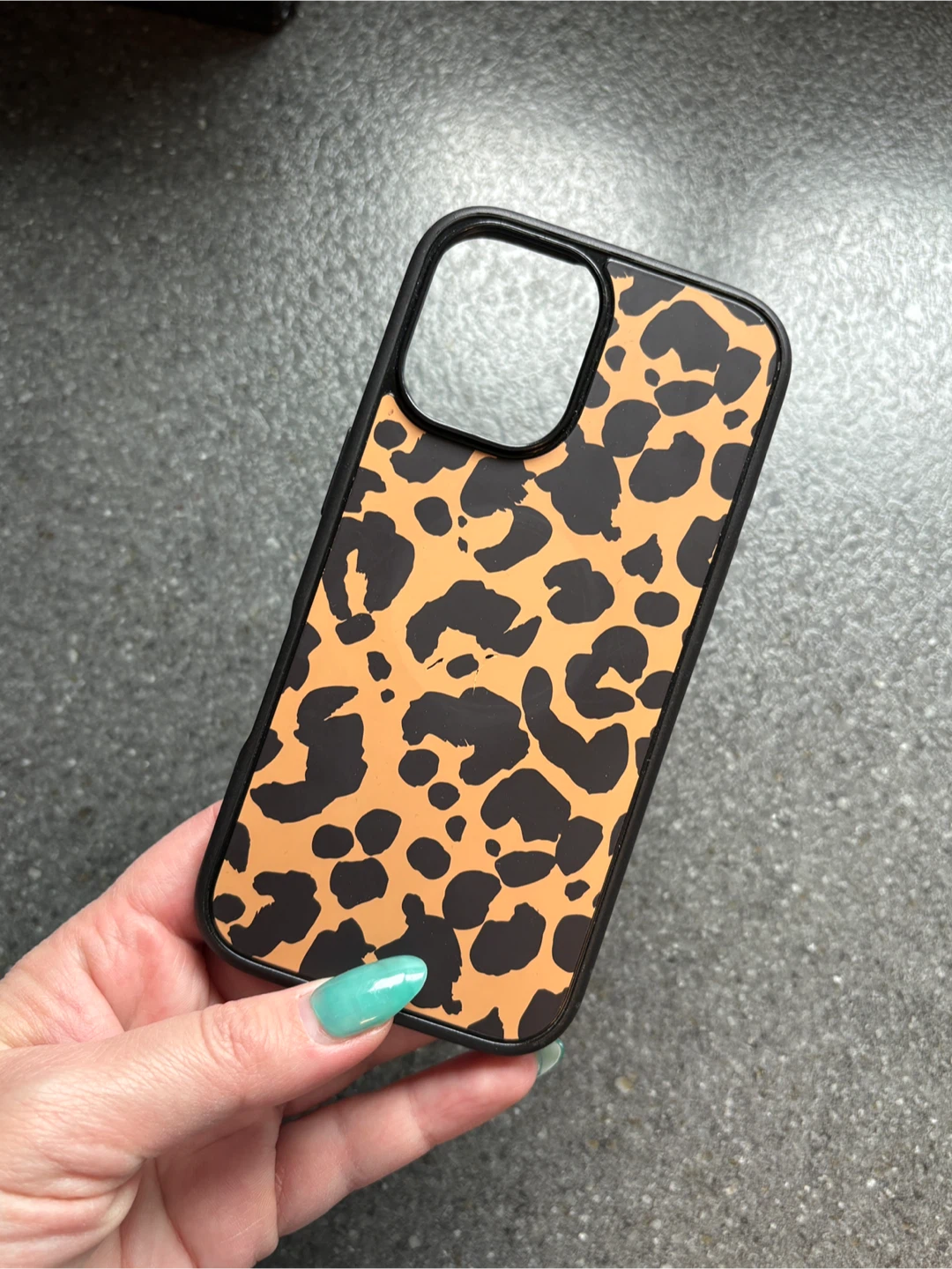 OtterBox iPhone 16 Case - Leopard Print - photo 4