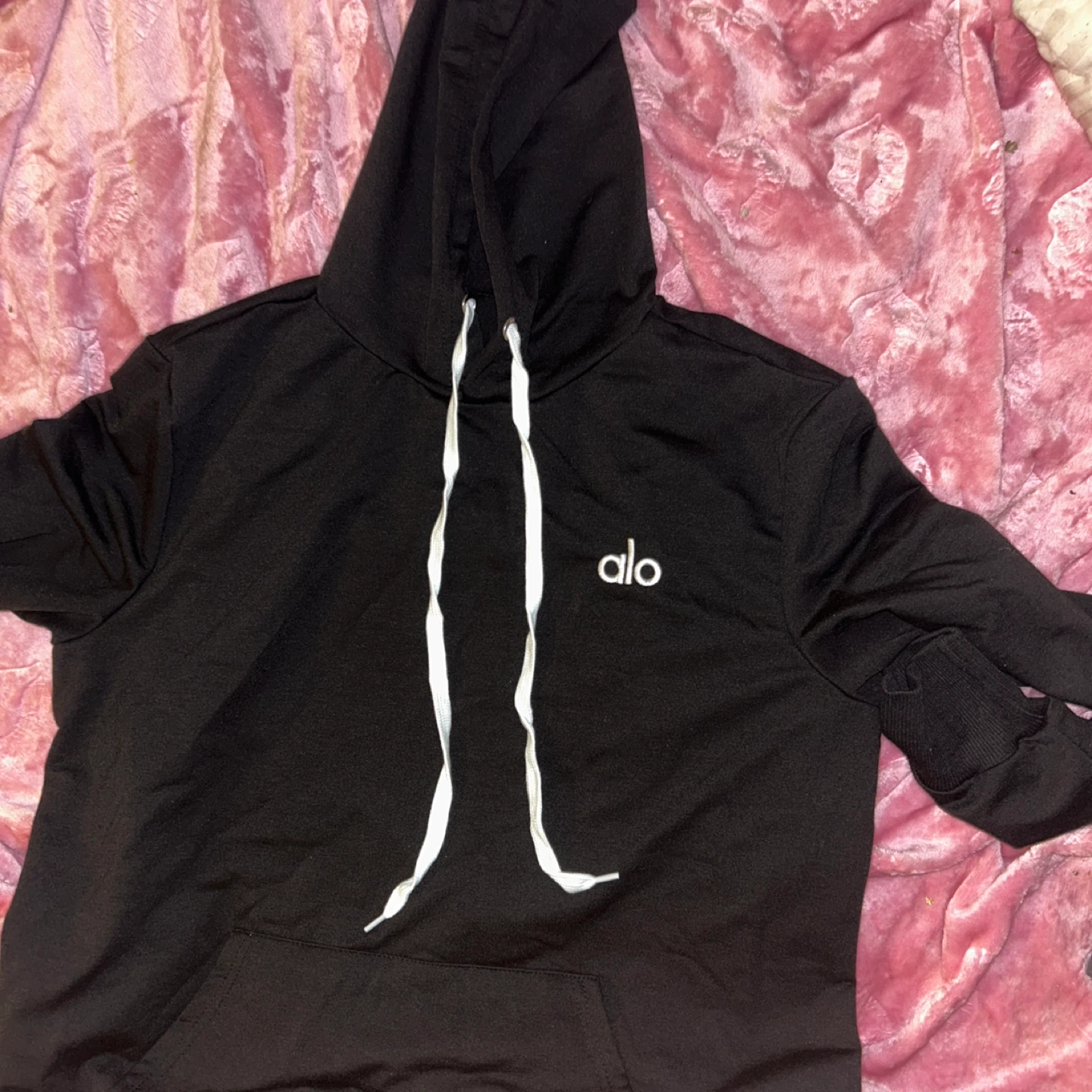 Black Alo Yoga Hoodie and Sweatpants Set - photo 2
