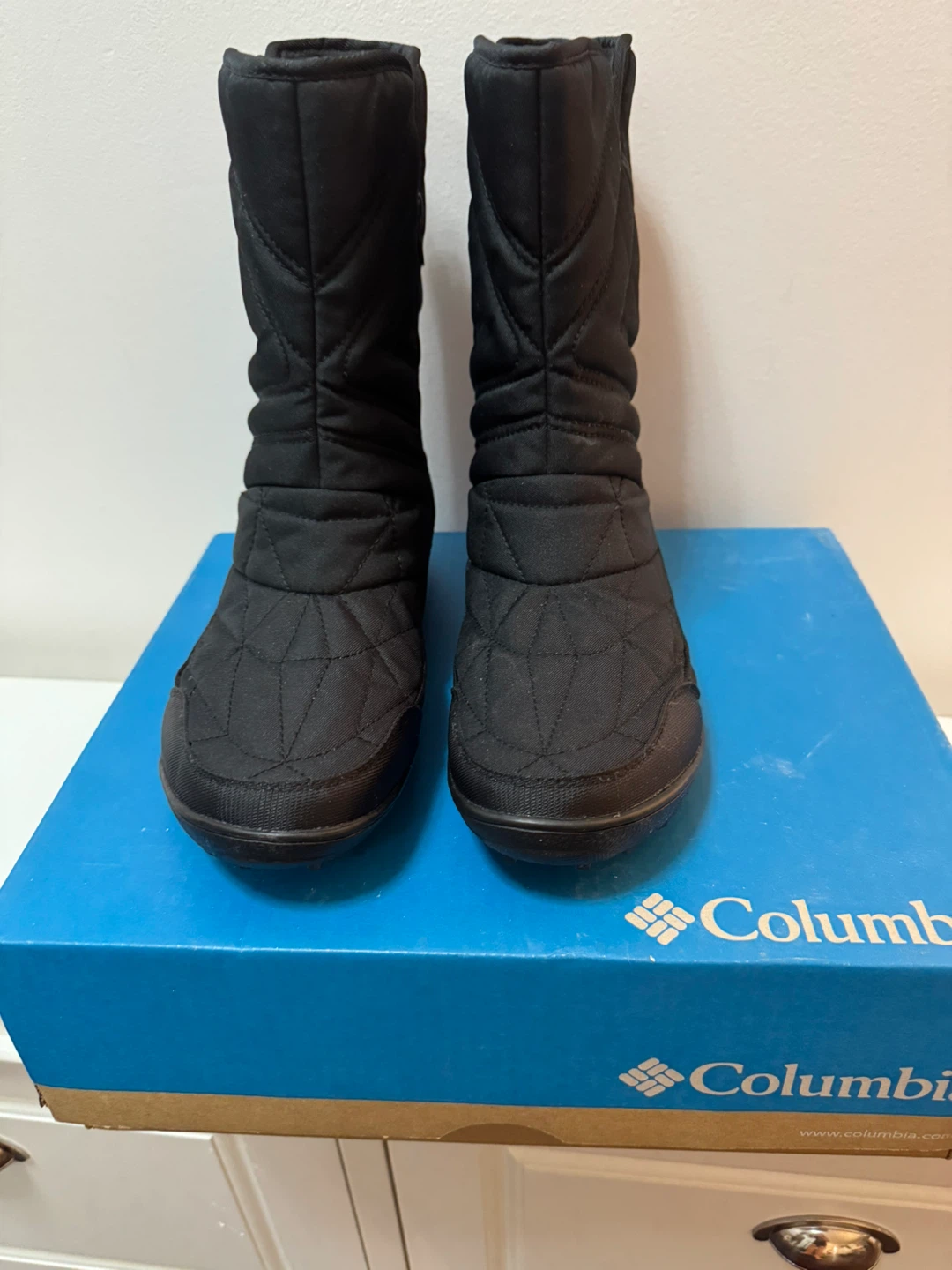 Columbia Woman’s Waterproof Winter Boots 🥕