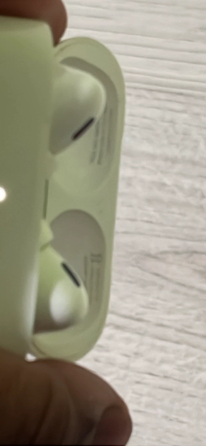 AirPods Pro gen 2 - photo 4