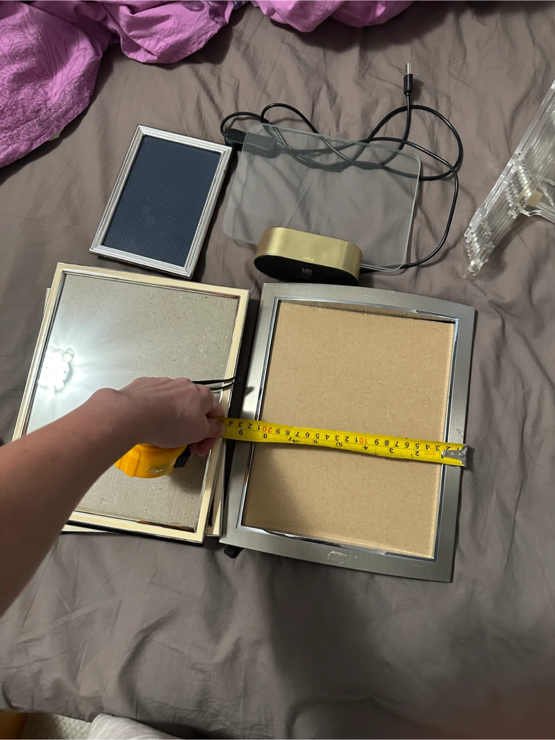 Assorted Picture Frames and Accessories - photo 4