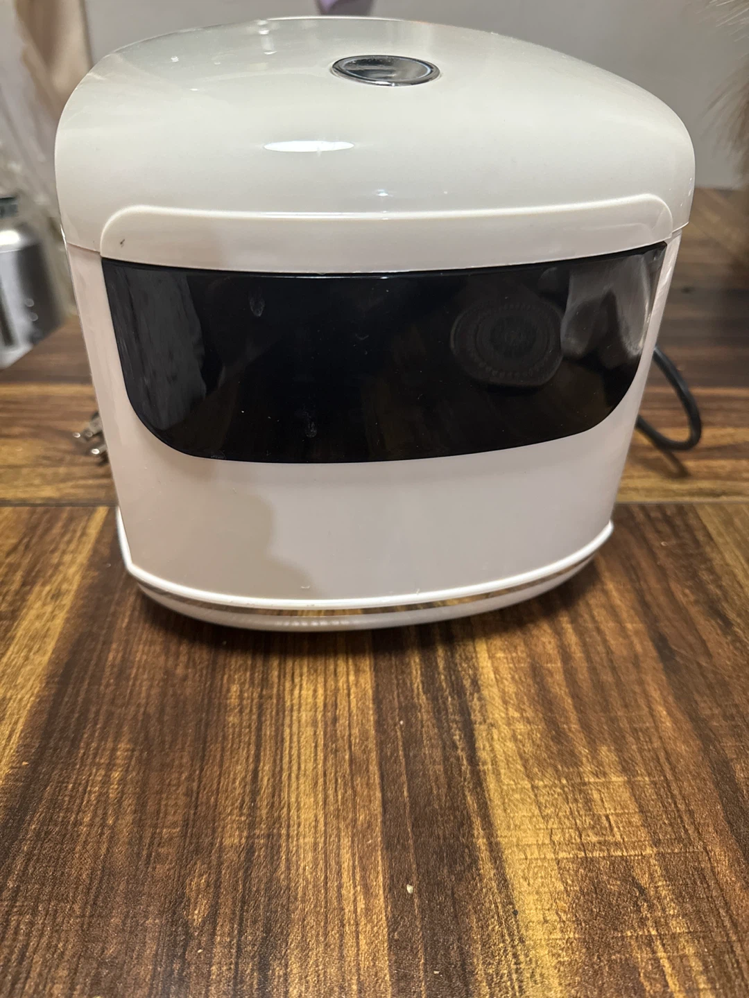 White Electric Rice Cooker