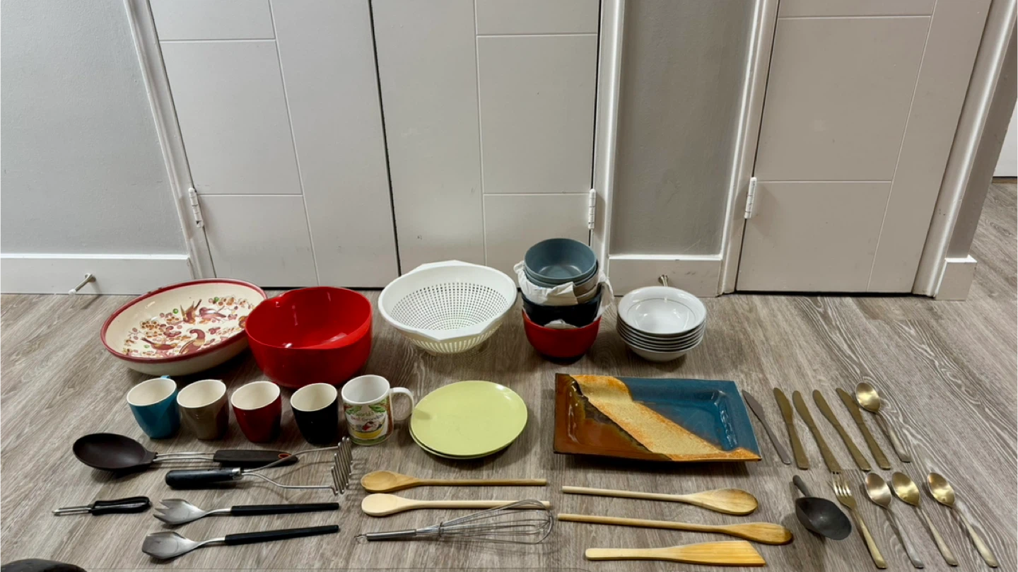 Bulky Kitchen Appliances and Utensils - photo 2
