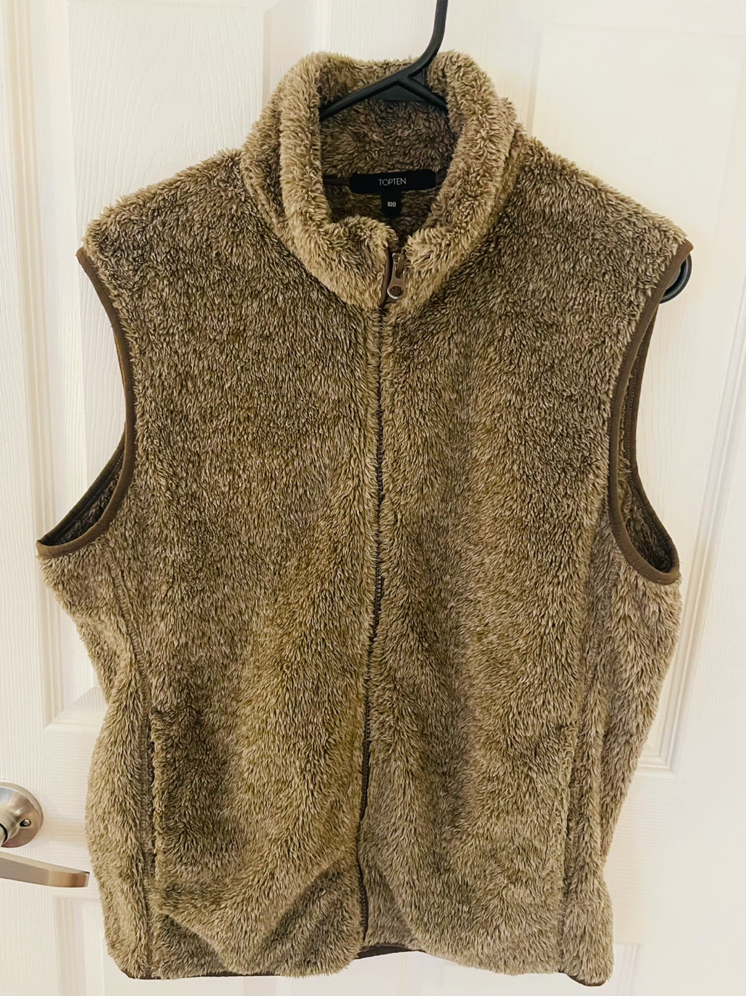 TOP TEN Fleece Vest - Brown - Size 100