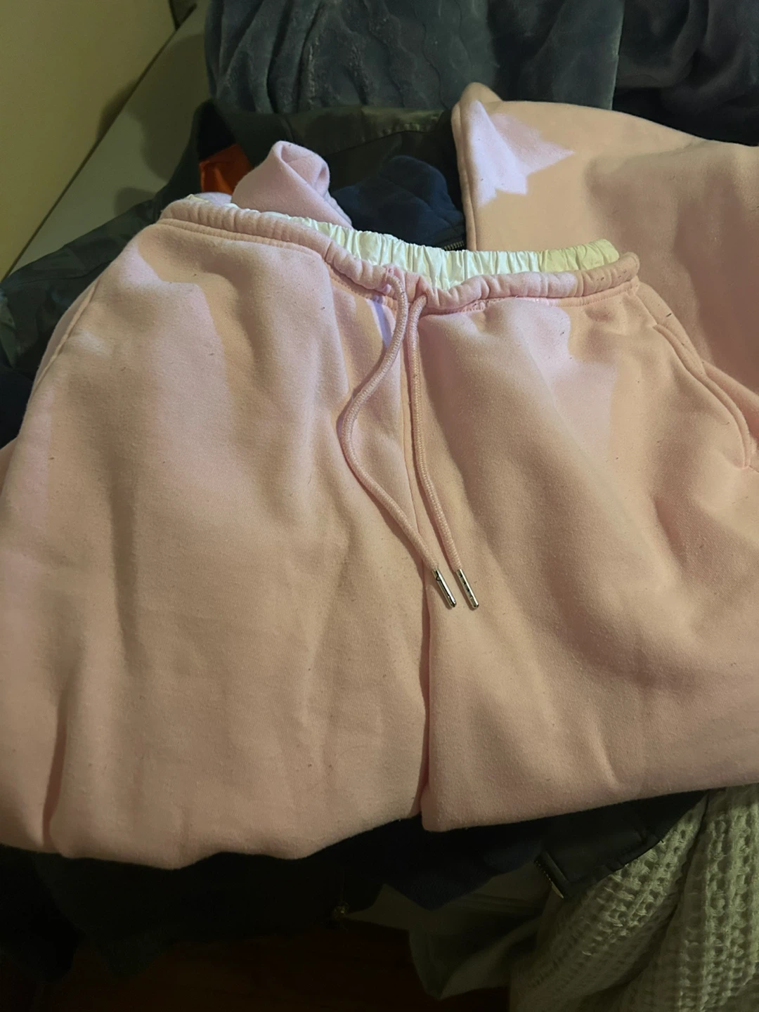 Pink Sweatpants 🥕