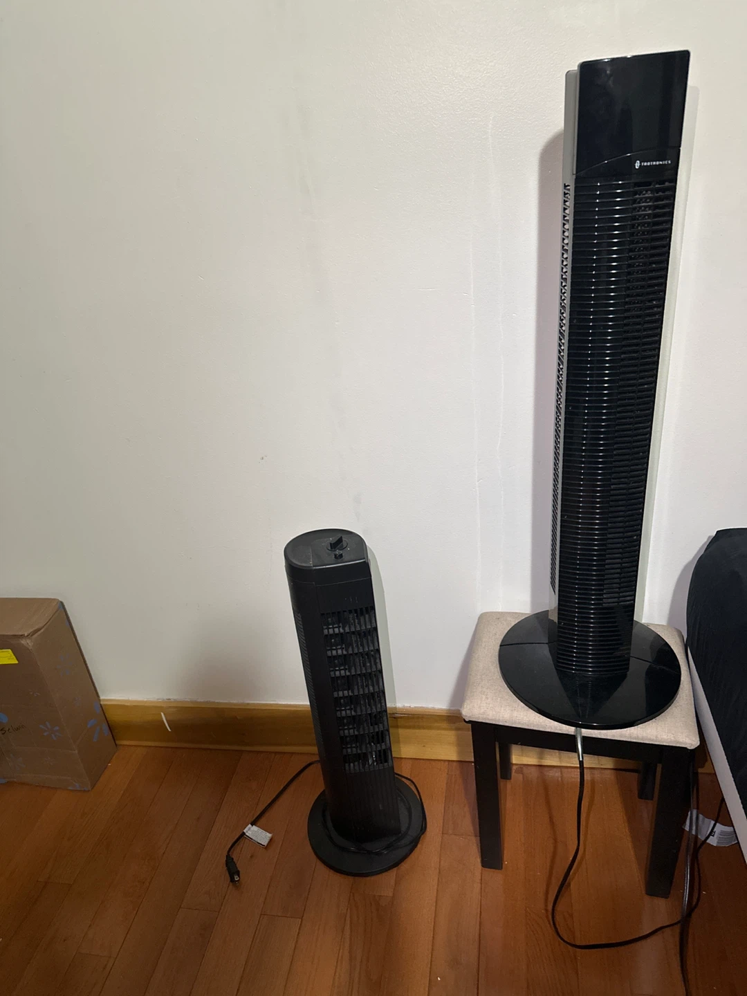 Tower Fans - Lasko and Honeywell - photo 2