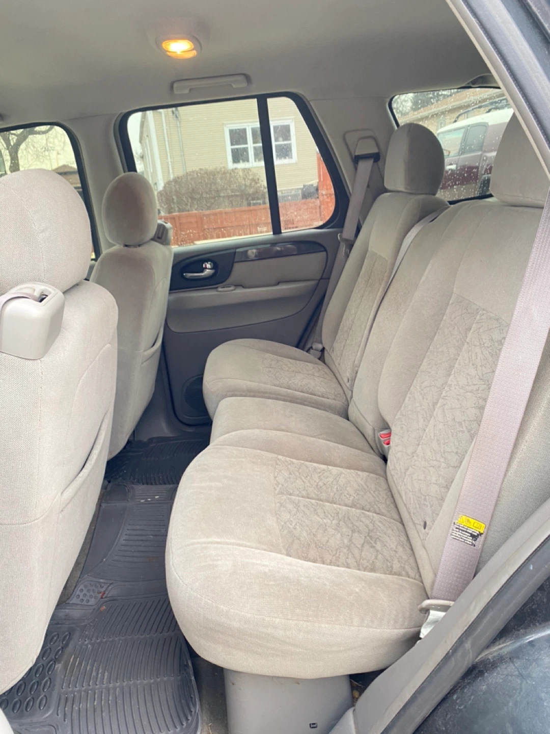 2005 GMC Envoy SUV - photo 5