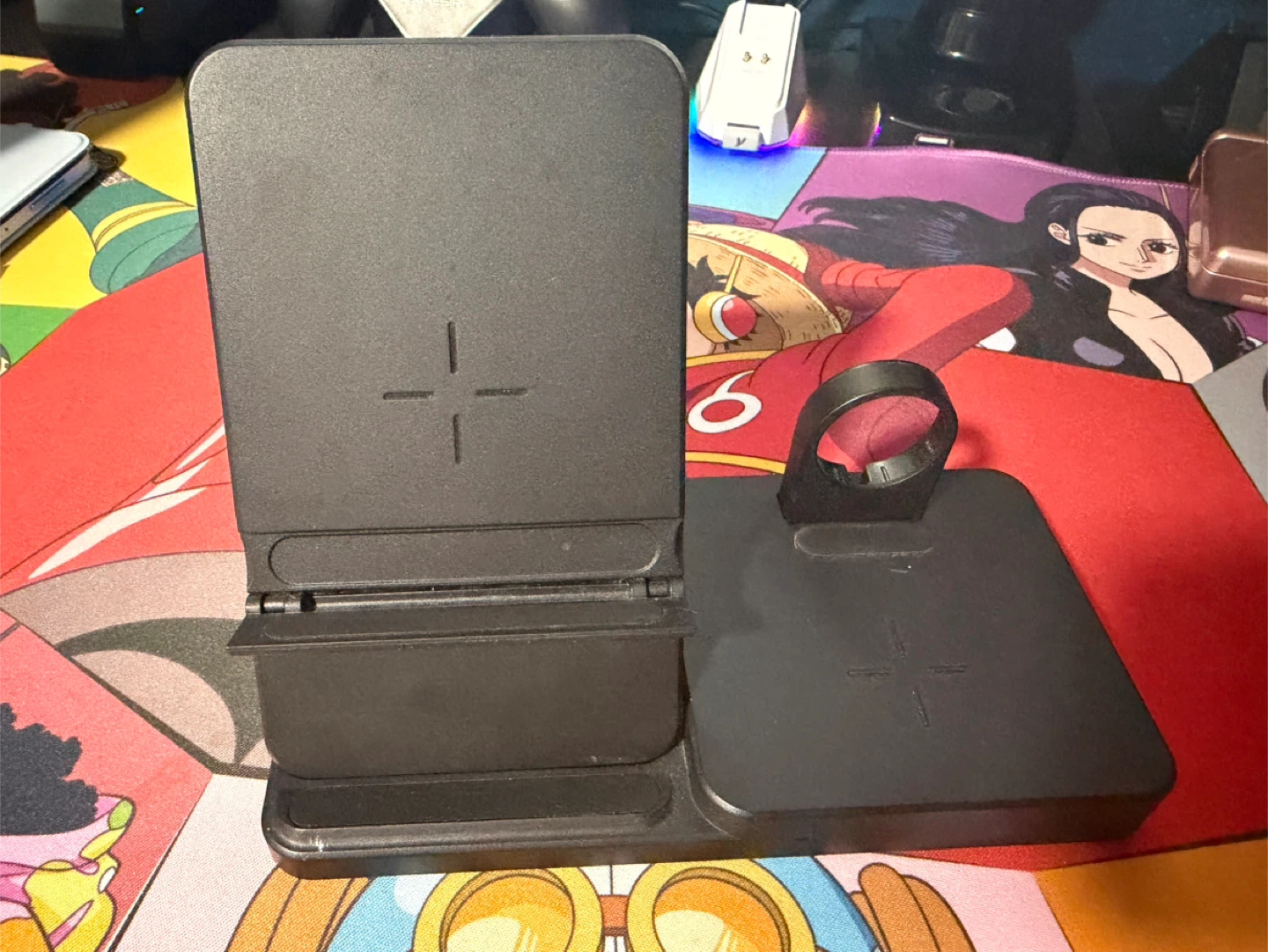 Black 3-in-1 Wireless Charging Stand - photo 3