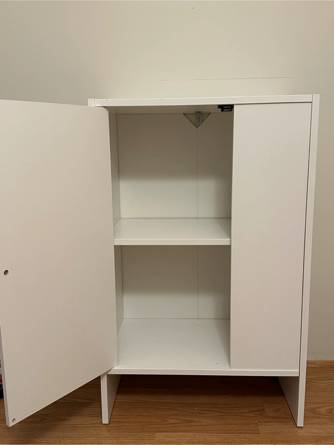White Cabinet - photo 3