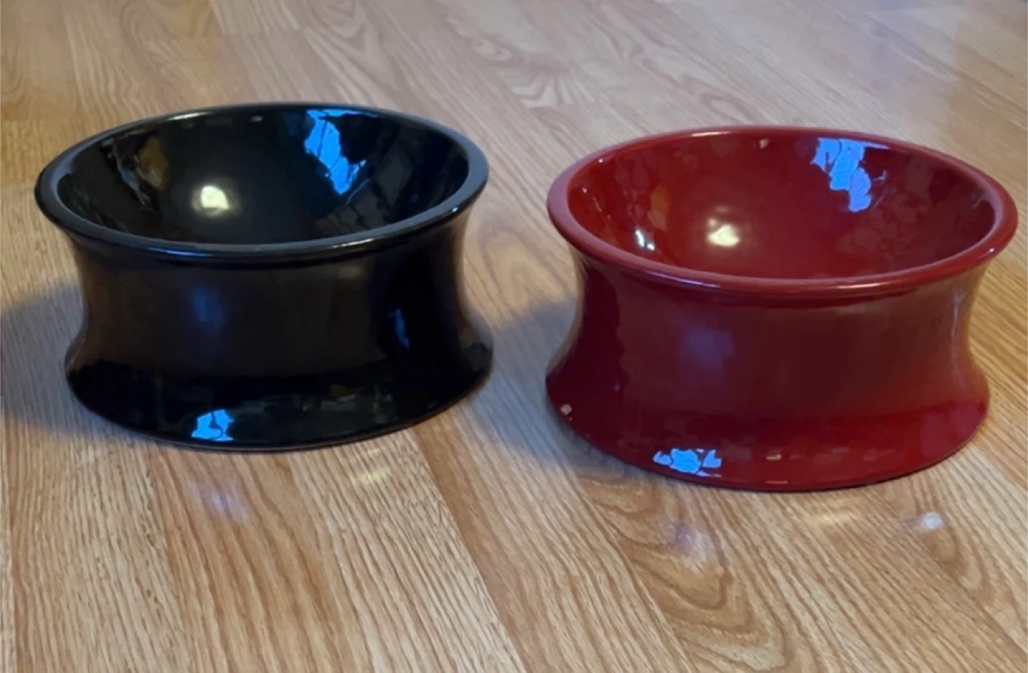 Kurve Raised Pet Bowls - Set of 2 (Red & Black) - photo 3