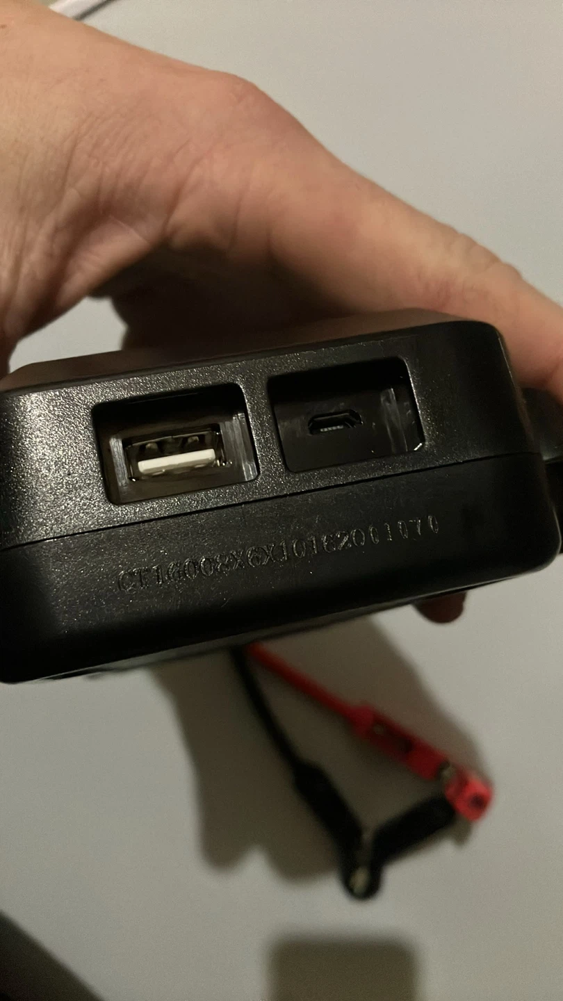 Car Booster & Power Bank - photo 4