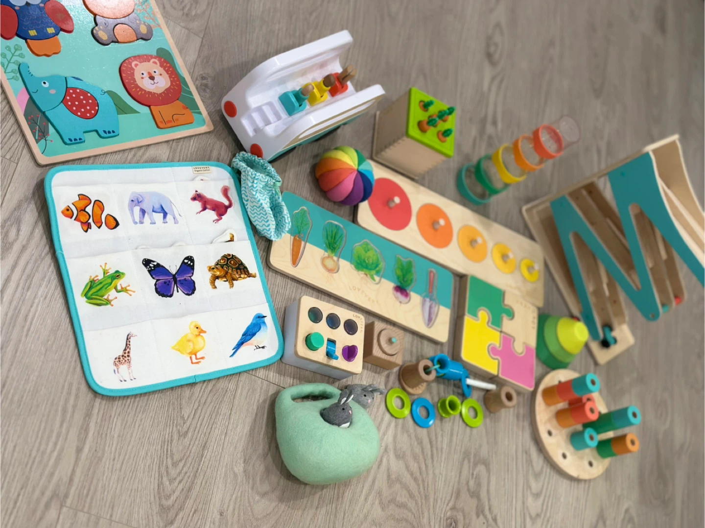 Huge Lovevery Montessori Toy Bundle - Excellent Condition - photo 5