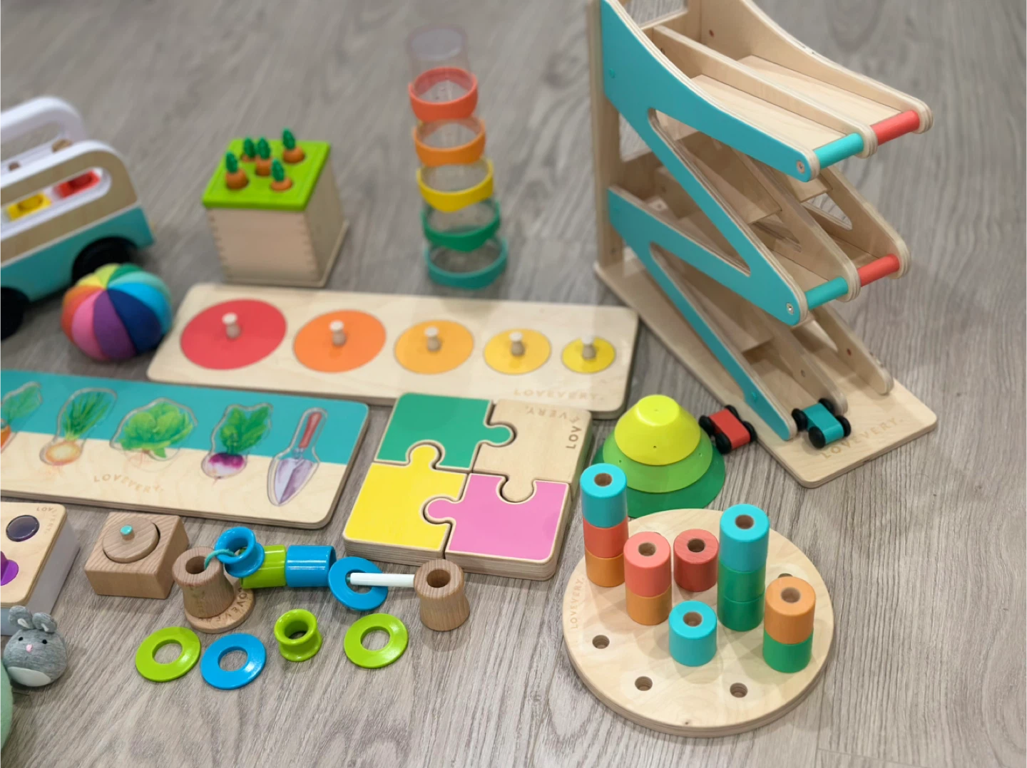 Huge Lovevery Montessori Toy Bundle - Excellent Condition - photo 4