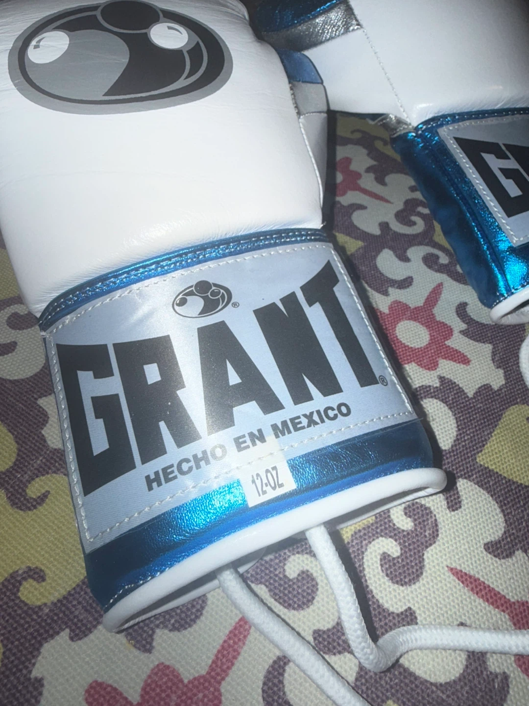 *RARE* Grant Boxing Gloves 12oz - Blue/White - photo 3