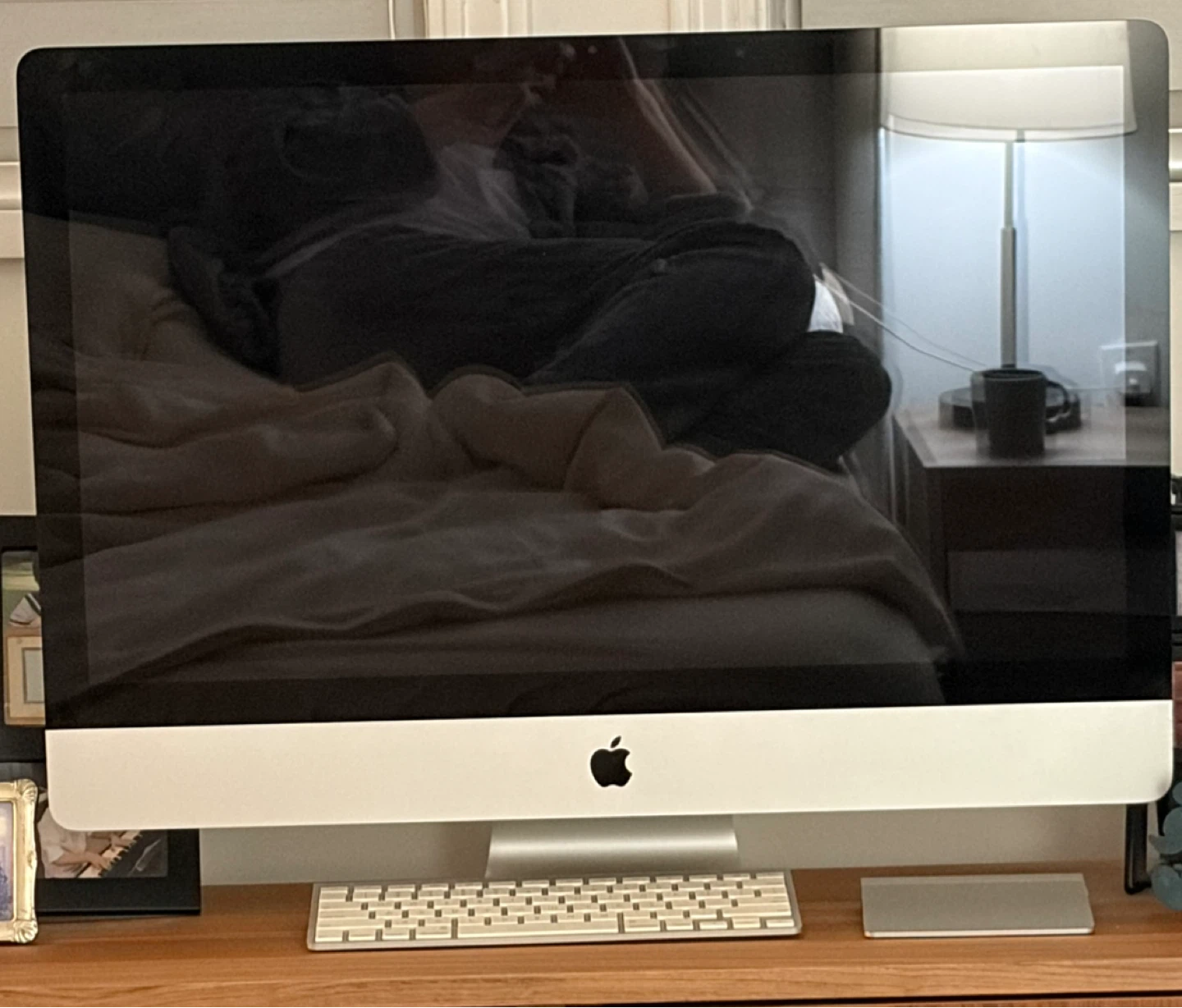 Apple iMac Desktop Computer