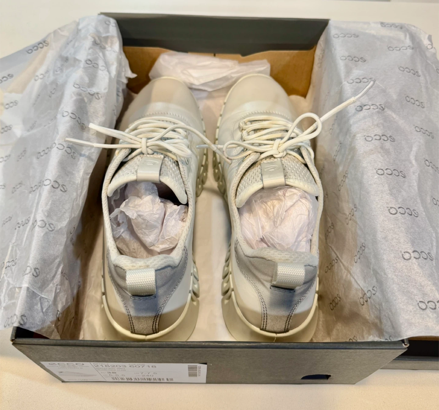 Ecco Ladies Sneakers_White_Size US 7.5/UK 5.5_NWT - photo 5