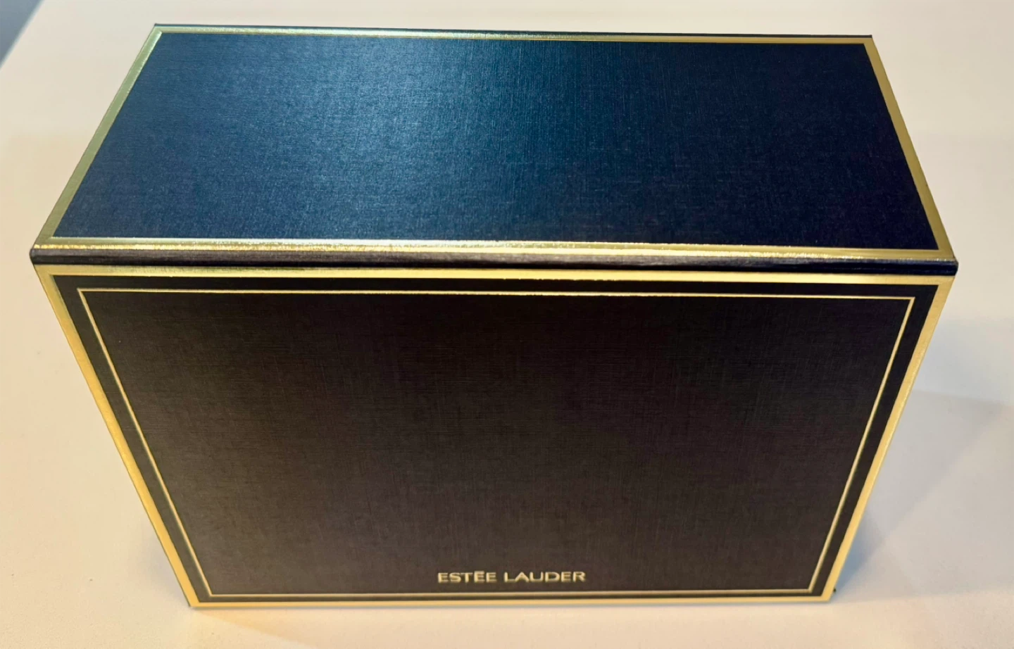 Estee Lauder Box_Black and Gold_NWT - photo 4