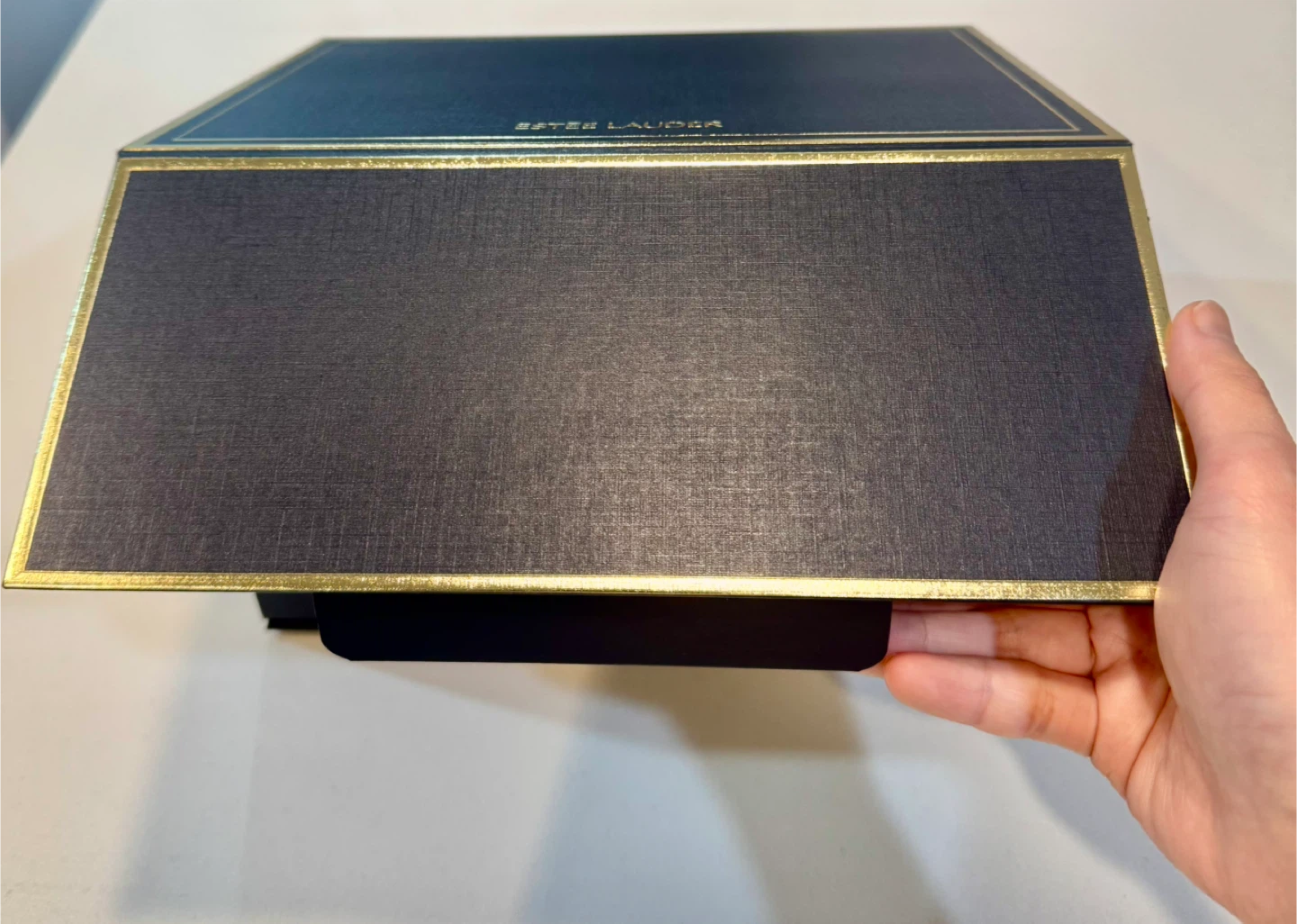 Estee Lauder Box_Black and Gold_NWT - photo 2