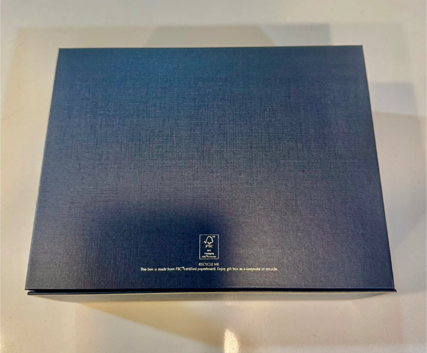 Estee Lauder Box_Black and Gold_NWT - photo 3