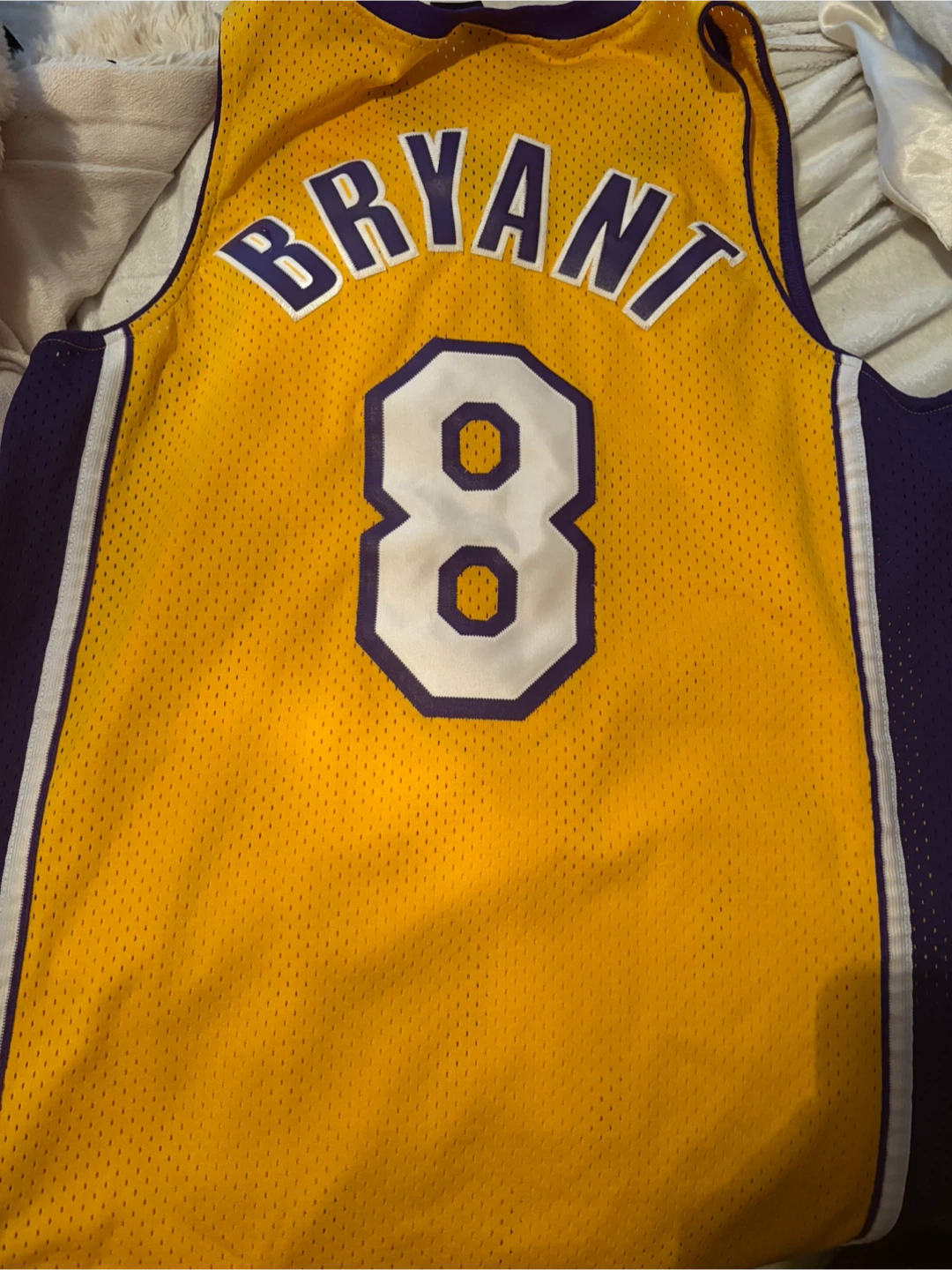 Los Angeles Lakers Kobe Bryant #8 Basketball Jersey - Size M - photo 3