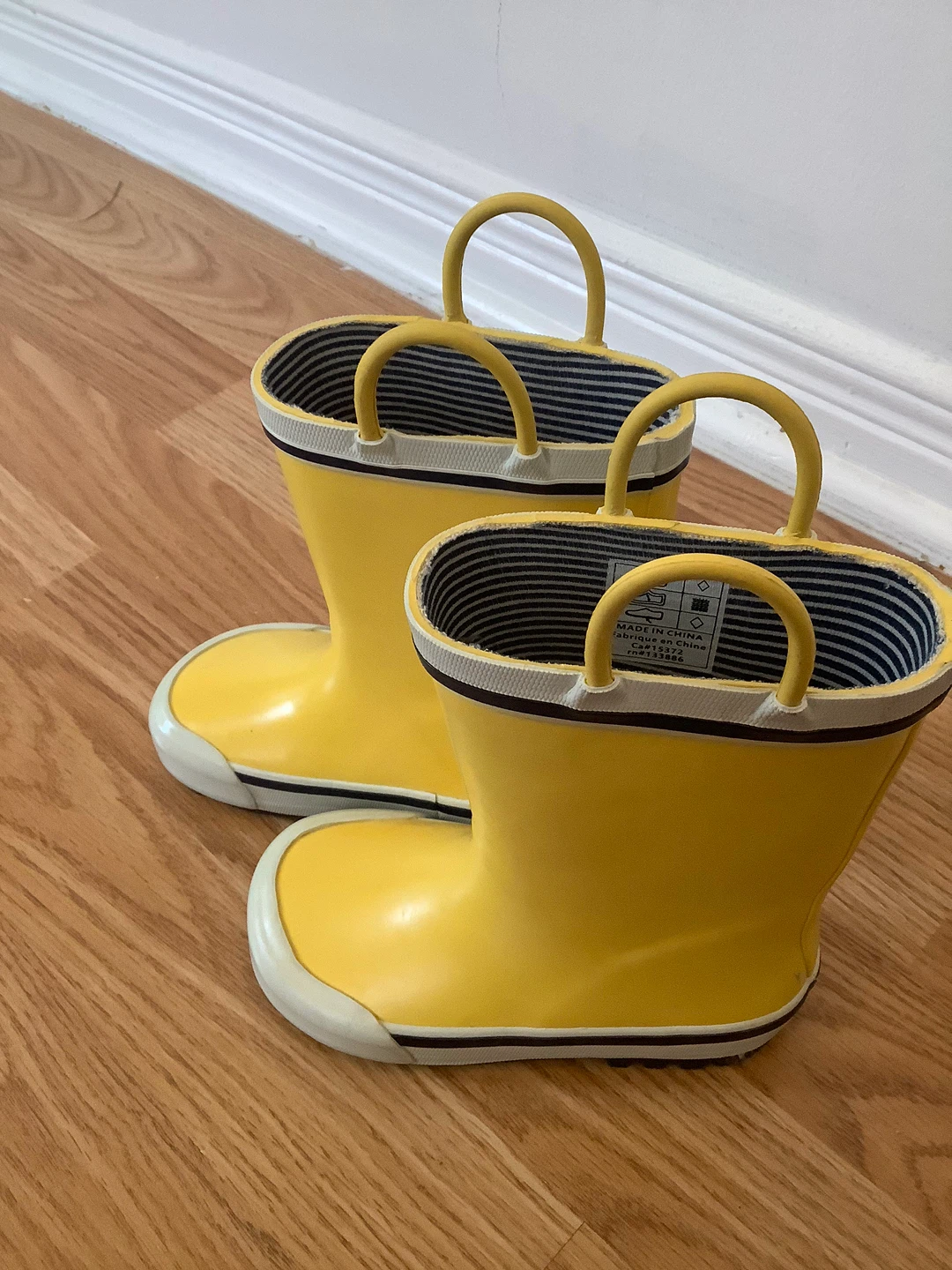 New! Yellow Rain Boots Size 9