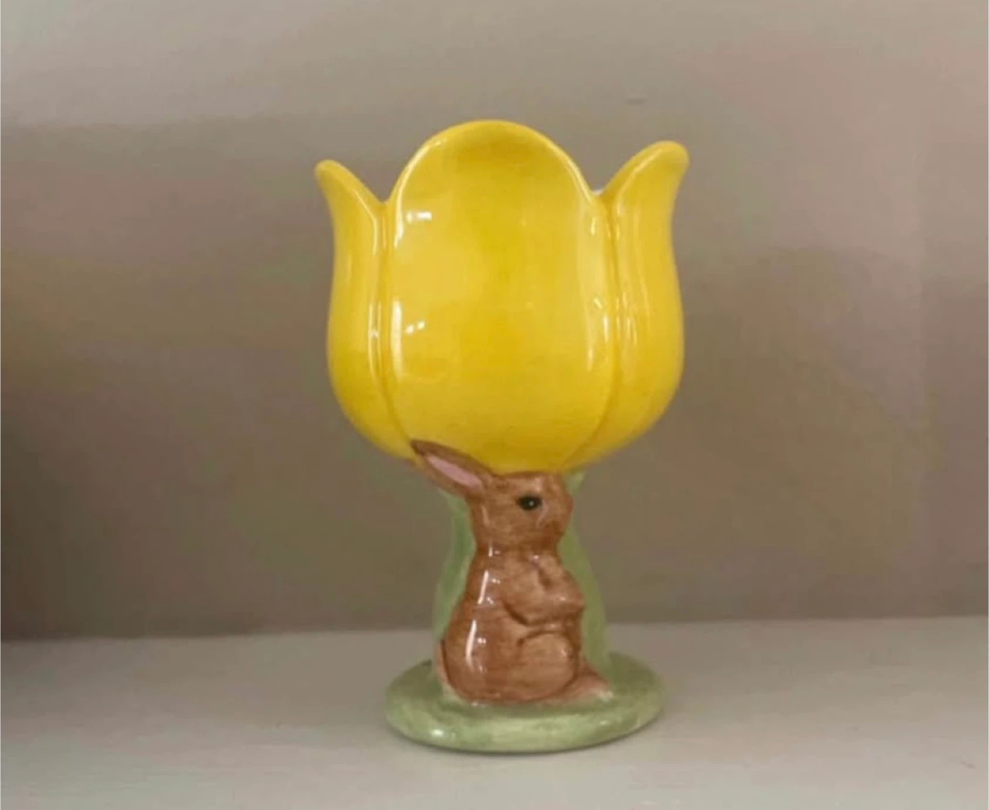 vintage Laura Secord egg holder/cup