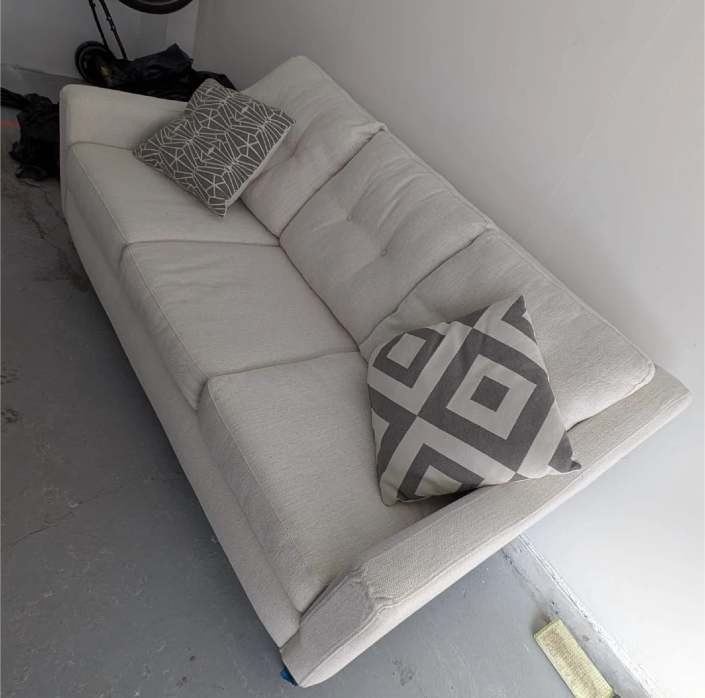 3-Seater Sofa with Accent Pillows - photo 3