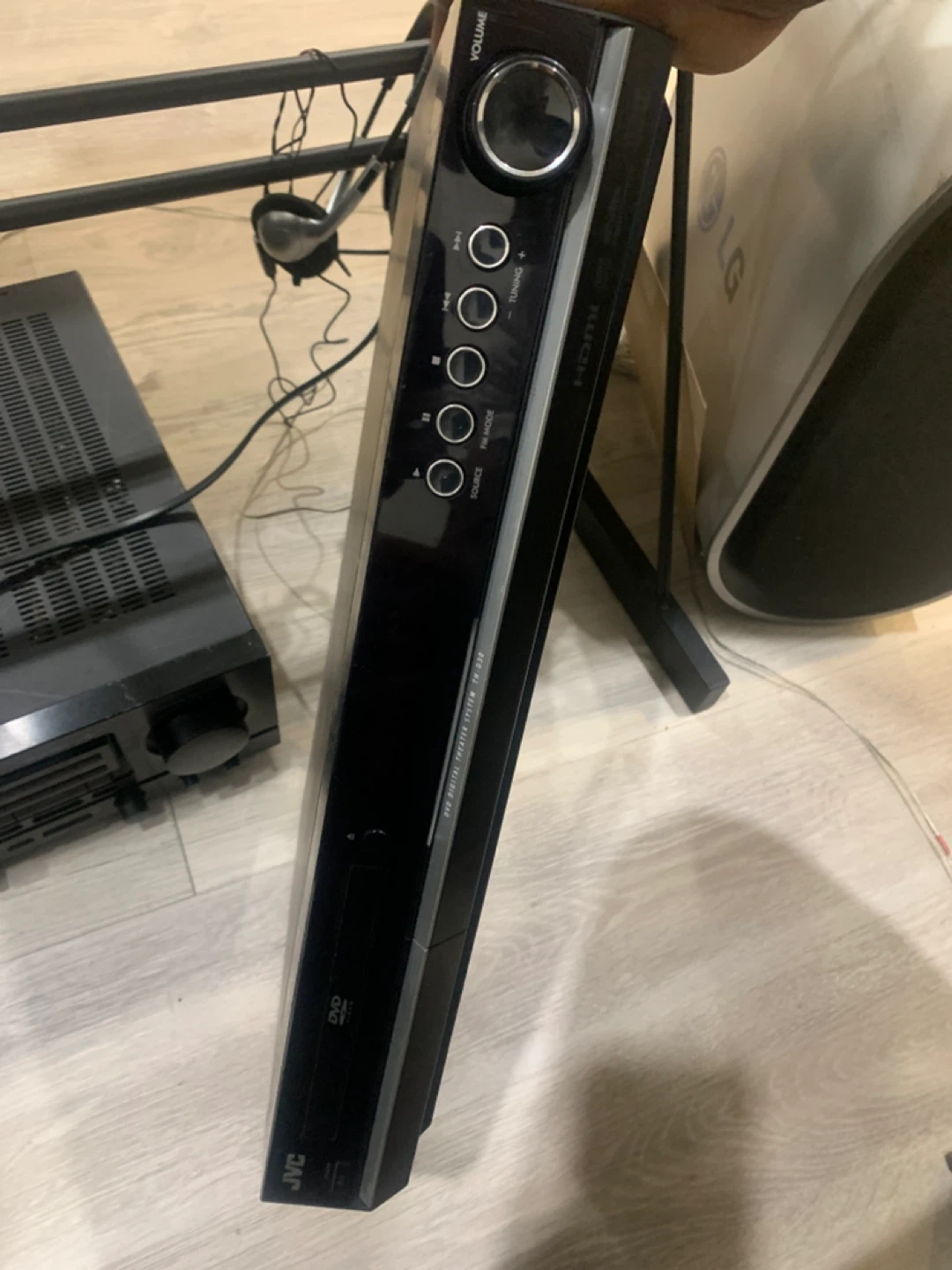 JVC DVD Digital Theater System TH-030