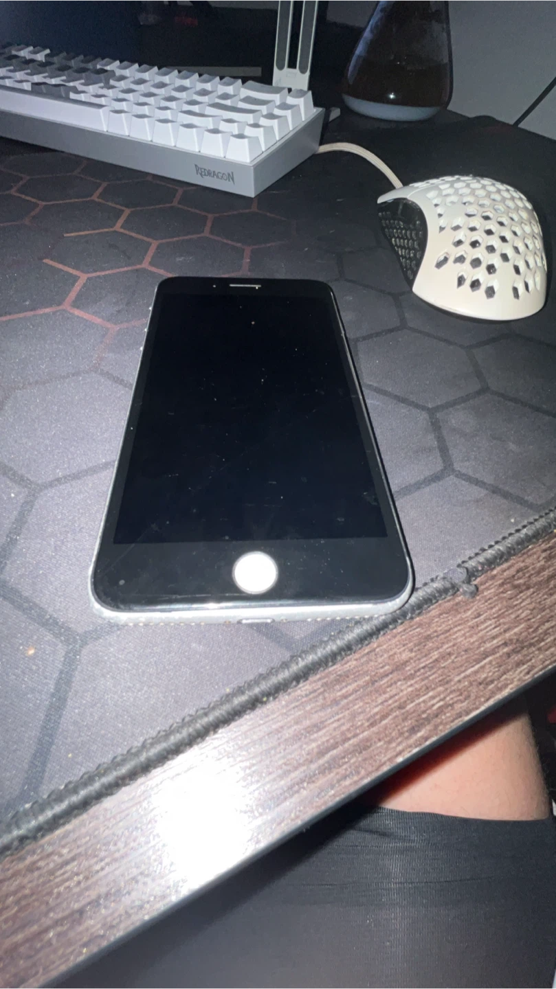 iPhone 8 Plus